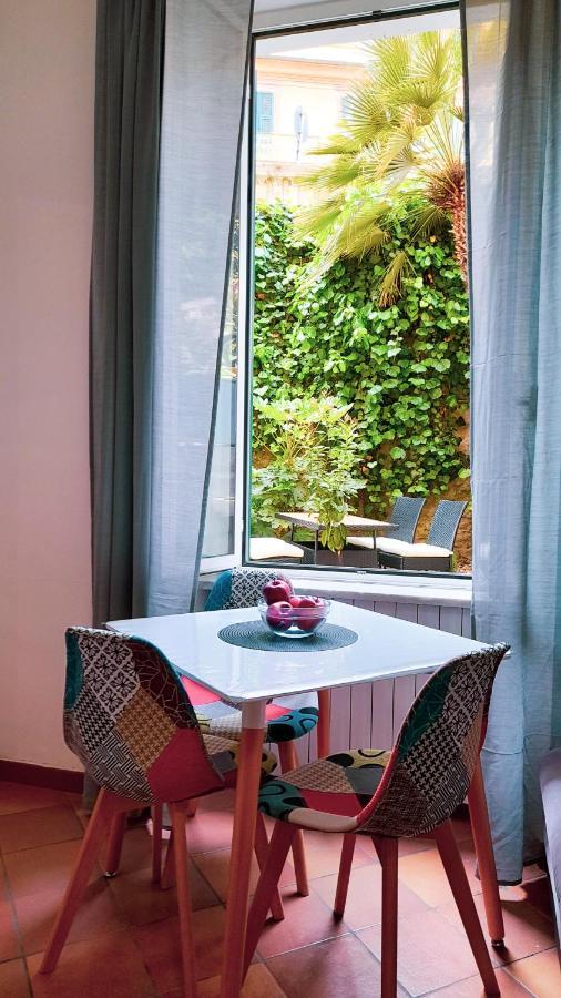 La Casa Di Christina Apartment Imperia Bagian luar foto